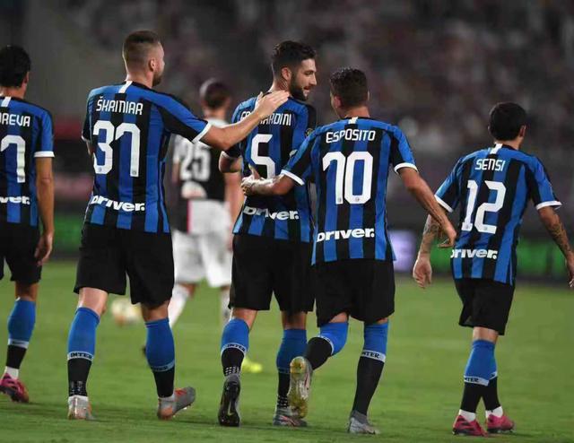 NBA常规赛：太阳7人上双&22记三分轻取灰熊